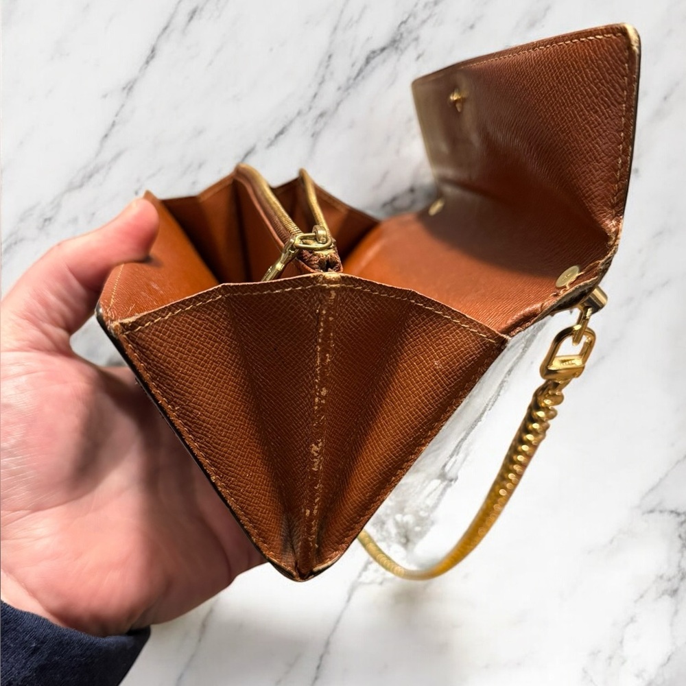 Louis Vuitton Vintage Monogram Sarah Wallet With Crossbody Chain With COA - Picture 9 of 16